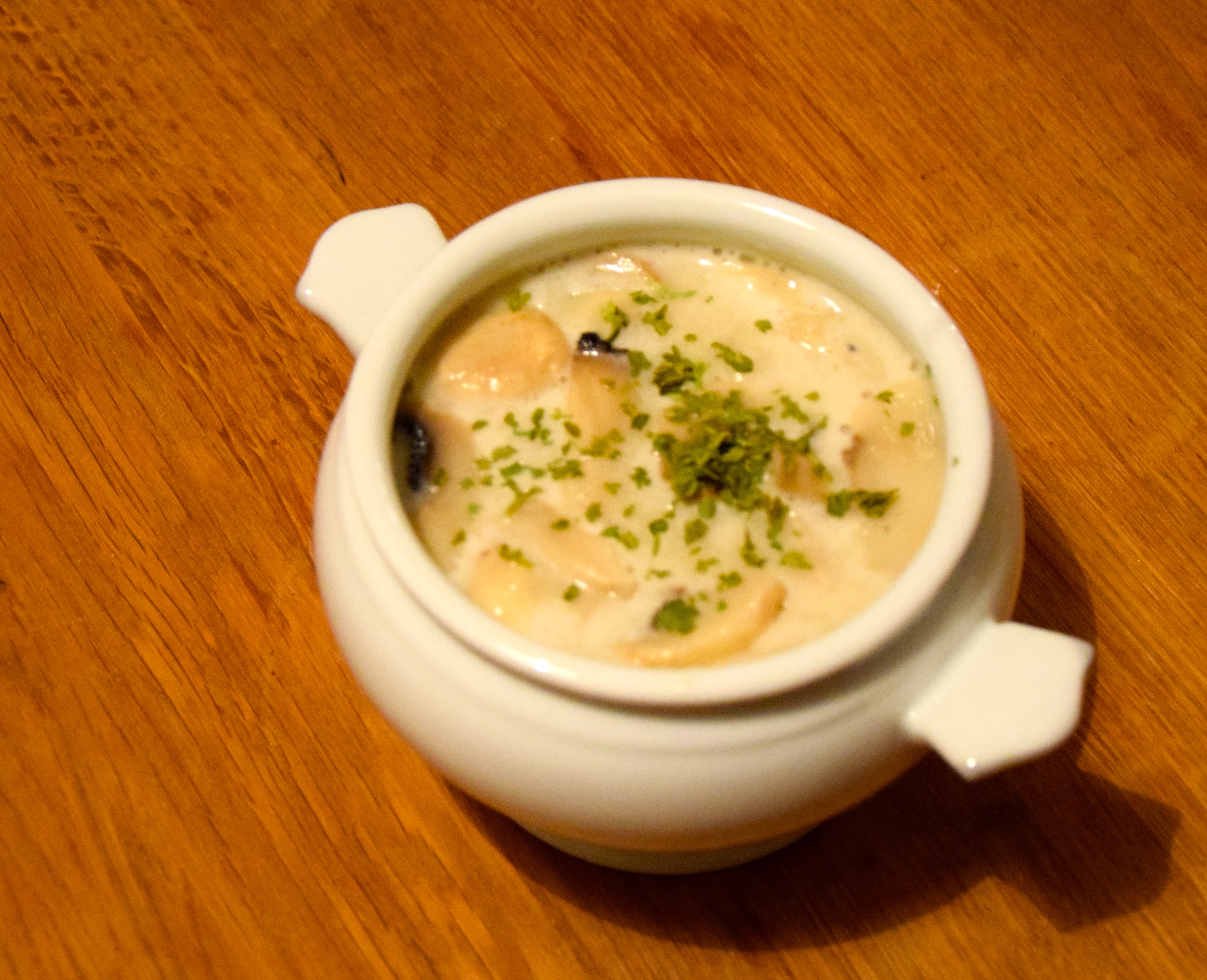 Champignon-Creme Suppe... frisch schneller fertig als aus der Tüte ...