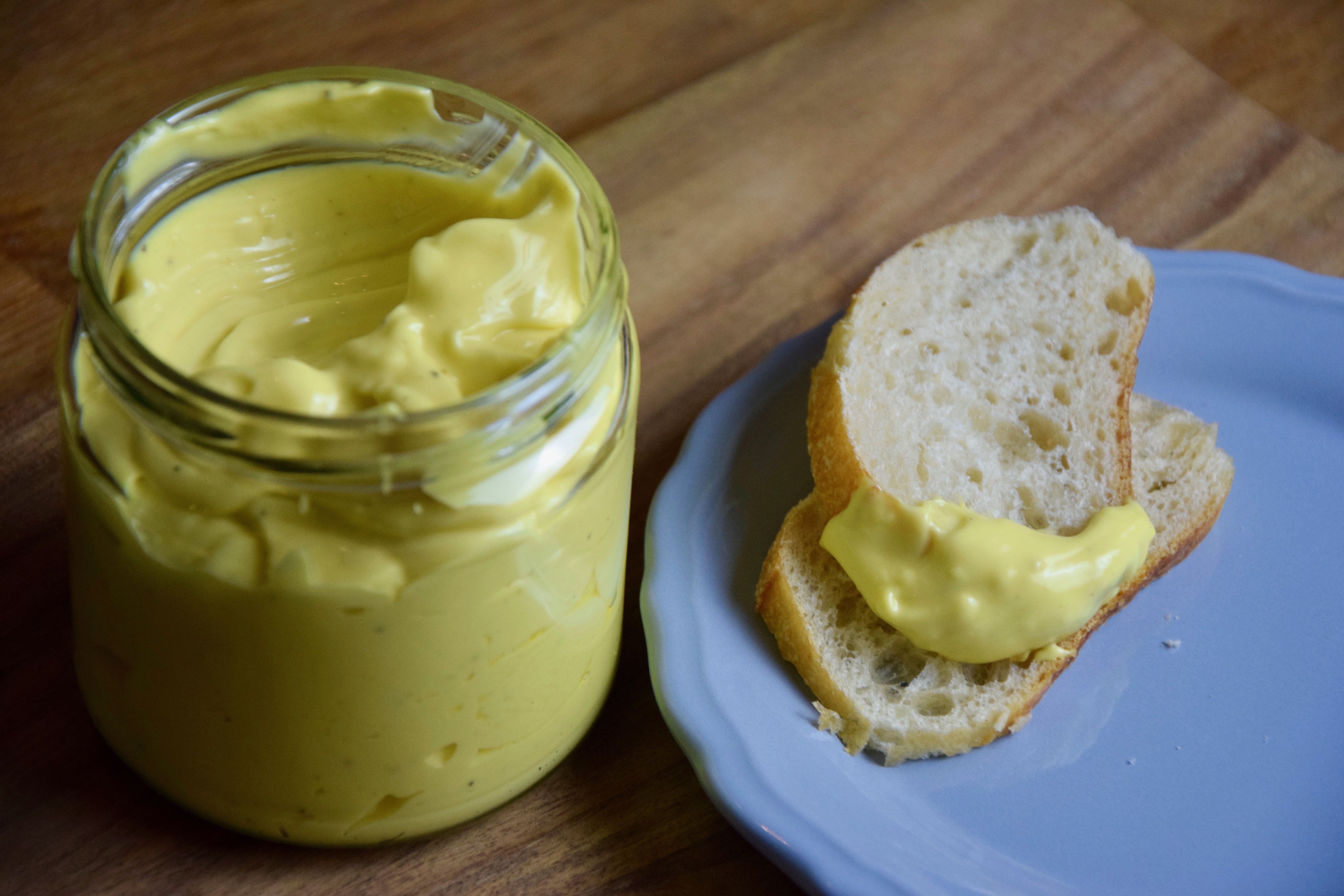 Aioli mit Brot aus dem Thermomix 