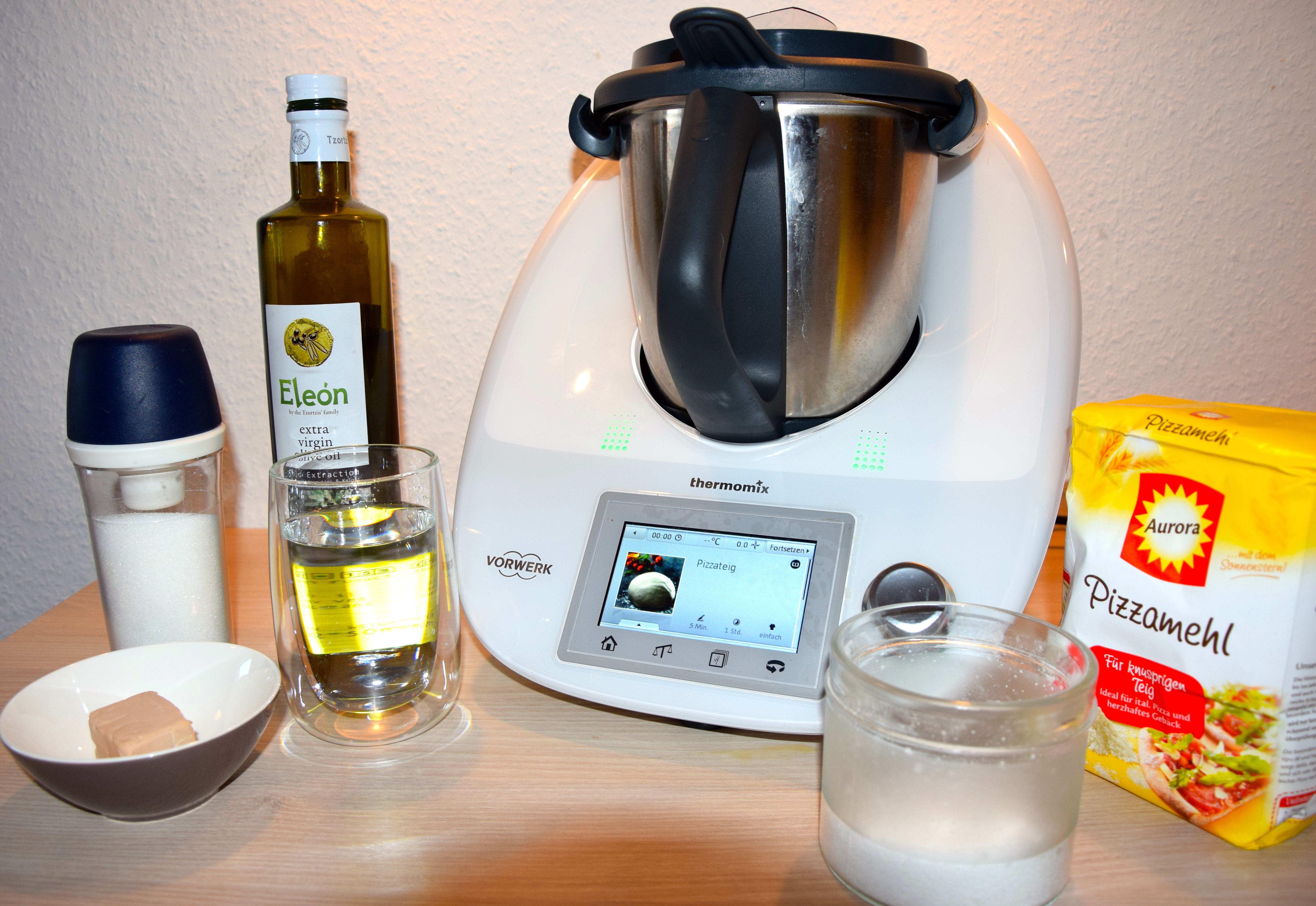 Zutaten, Pizza, Teig, TM5, Vorwerk, Thermomix