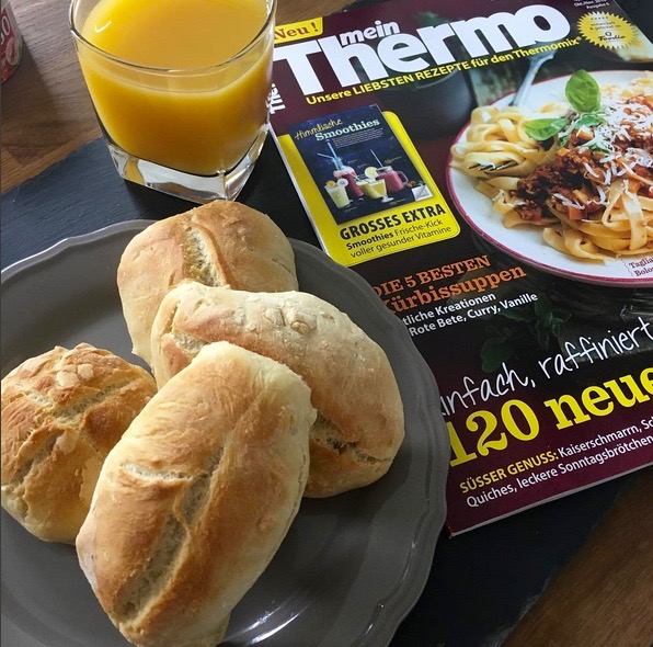 Sonntagsbrötchen aus dem Themomix