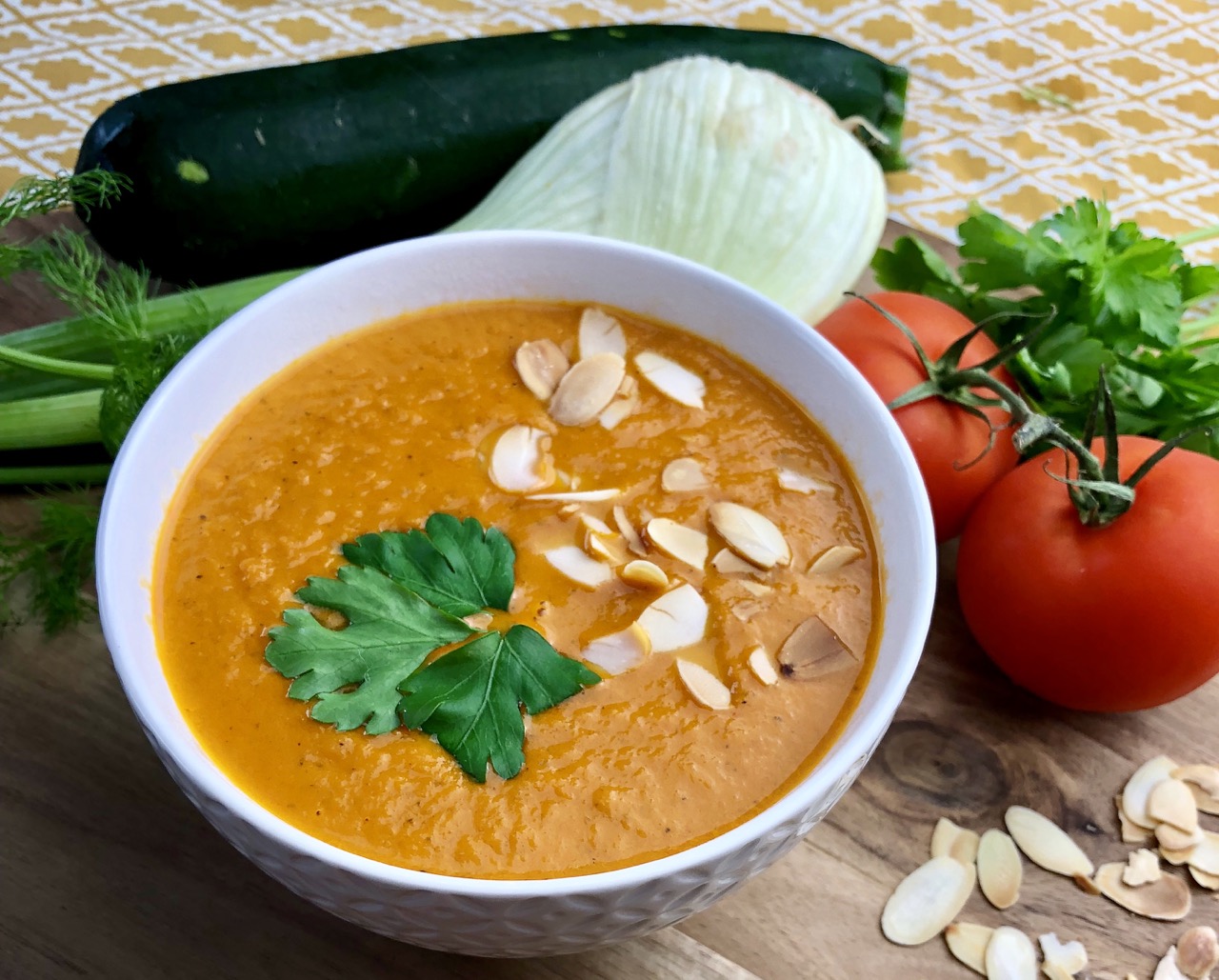 Tomaten-Zucchini-Suppe aus dem Thermomix®